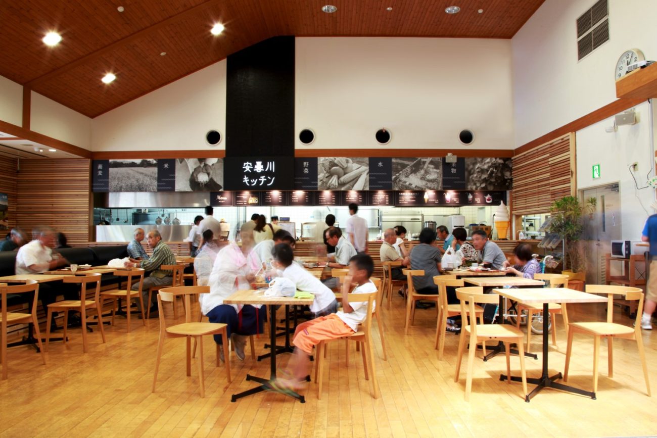道の駅藤樹の郷安曇川 安曇川キッチン Local Value Direction Company 雨上株式會社